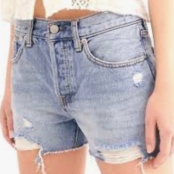 Urban Outfitters Light Blue Distressed Jean Shorts - Picture 2 of 8